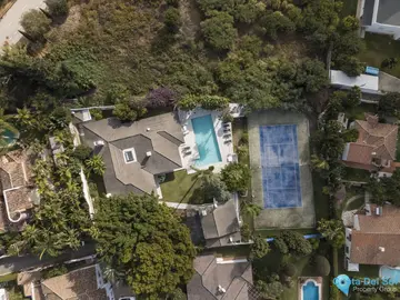 5 bedroom House for Sale in Marbella-47413
