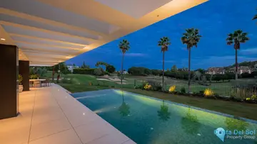 4 bedroom House for Sale in Nueva Andalucía-47432