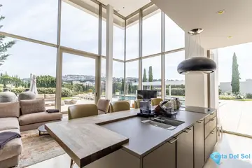 6 bedroom House for Sale in Benahavís-47521