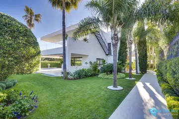 5 bedroom House for Sale in The Golden Mile-47603