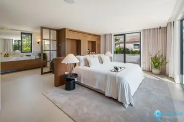 4 bedroom House for Sale in Nueva Andalucía-47616