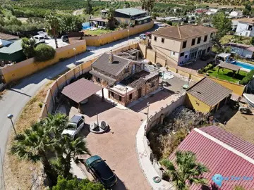 2 bedroom House for Sale in Campanillas