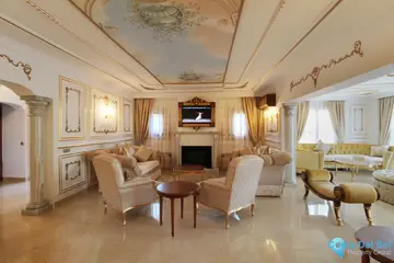 8 bedroom House for Sale in Guadalmina Baja-47629
