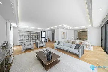 6 bedroom House for Sale in The Golden Mile-47782