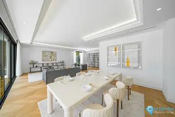 6 bedroom House for Sale in The Golden Mile-47787