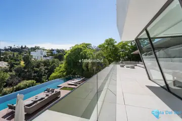 6 bedroom House for Sale in La Quinta-47802