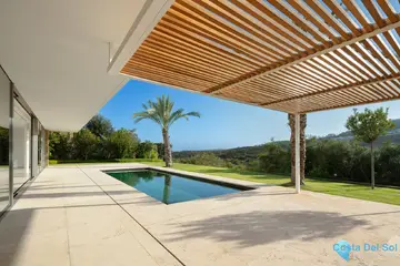 5 bedroom House for Sale in Casares-47871
