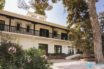 6 bedroom House for Sale in El Candado-47922