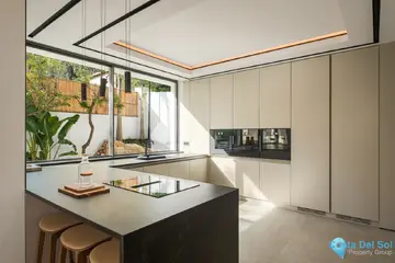 6 bedroom House for Sale in La Quinta-48085