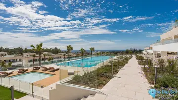 4 bedroom Apartment for Sale in The Golden Mile-48086