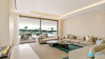 4 bedroom Apartment for Sale in The Golden Mile-48089