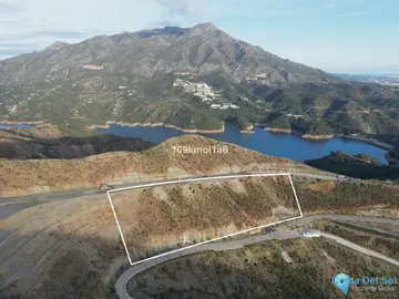 13931m2 Plot for Sale in Benahavís