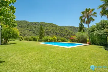 10 bedroom House for Sale in Estepona-48206