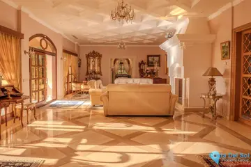 6 bedroom House for Sale in Nueva Andalucía-48237