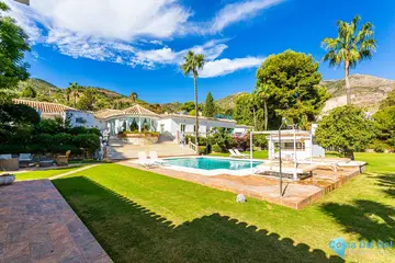 8 bedroom House for Sale in Benalmadena-48402