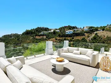 5 bedroom House for Sale in El Madroñal-48433