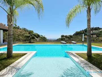 5 bedroom House for Sale in El Madroñal-48434