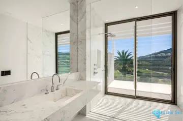 5 bedroom House for Sale in Casares-48522