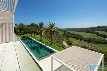5 bedroom House for Sale in Casares-48515