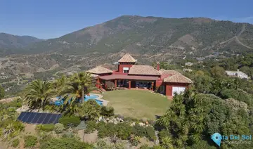 5 bedroom House for Sale in La Zagaleta