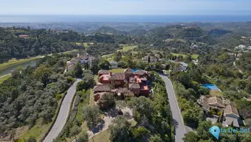 5 bedroom House for Sale in La Zagaleta-48691