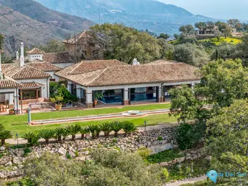 7 bedroom House for Sale in La Mairena-48694