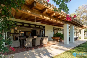 8 bedroom House for Sale in La Zagaleta-48796
