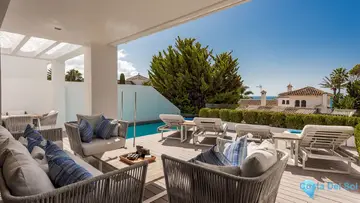 4 bedroom House for Sale in The Golden Mile-48986
