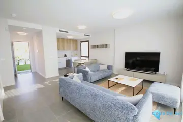3 bedroom House for Sale in Riviera del Sol-101726
