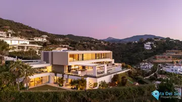 7 bedroom House for Sale in El Madroñal-49084