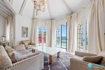 9 bedroom House for Sale in Estepona-49131