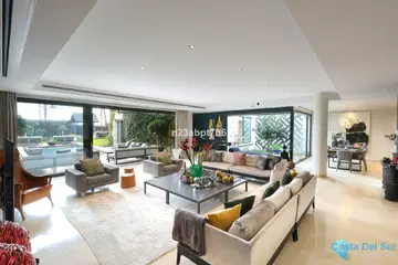 4 bedroom House for Sale in Puerto Banús-49182