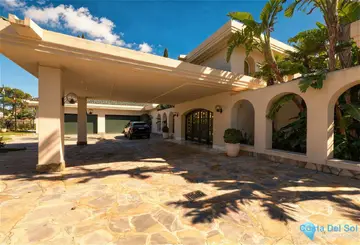 10 bedroom House for Sale in Río Real-49202