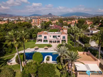 8 bedroom House for Sale in Estepona-49298