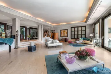 8 bedroom House for Sale in Estepona-49311