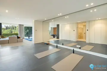 6 bedroom House for Sale in La Quinta-49331