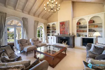 5 bedroom House for Sale in The Golden Mile-49344