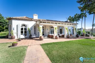 5 bedroom House for Sale in Marbella-49341