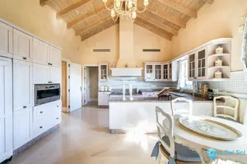 5 bedroom House for Sale in Marbella-49348