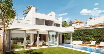 5 bedroom House for Sale in The Golden Mile