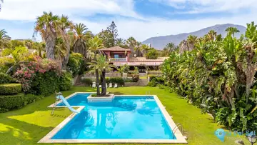 9 bedroom House for Sale in Estepona-49394