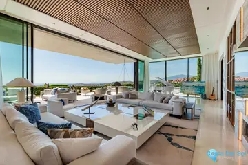 8 bedroom House for Sale in La Quinta-49449