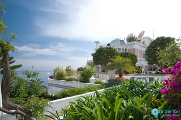 8 bedroom Apartment for Sale in Puerto Banús-49513
