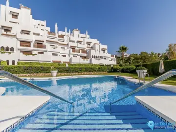 2 bedroom Apartment for Sale in New Golden Mile-49683