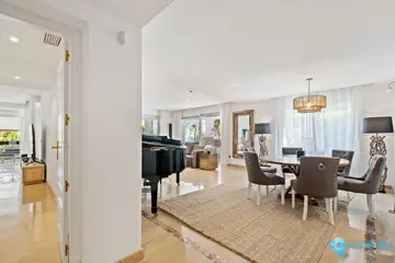 1 bedroom Apartment for Sale in Marbella-83767