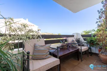 3 bedroom Apartment for Sale in Estepona-50890