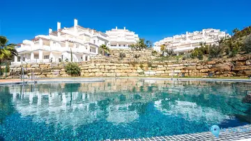 2 bedroom Apartment for Sale in Nueva Andalucía-50988