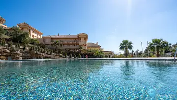 2 bedroom Apartment for Sale in Nueva Andalucía-50999