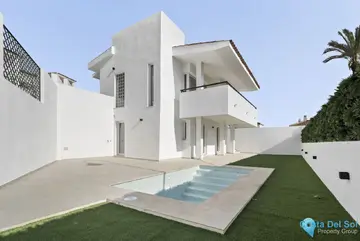 3 bedroom House for Sale in Mijas