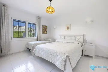 3 bedroom House for Sale in La Duquesa-51141